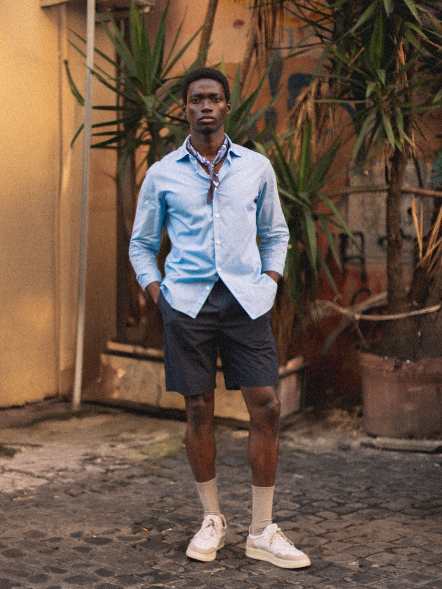 Modelshot / Navy / Detail